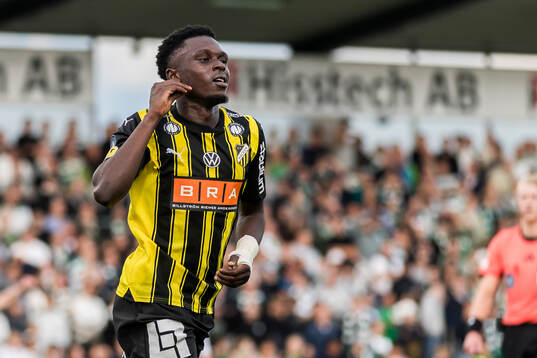 Häckens Zeidane Inoussa jublar