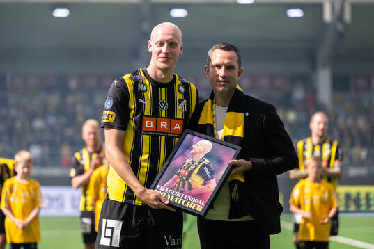 Häckens Valgeir Lunddal hyllas för 100 matcher av