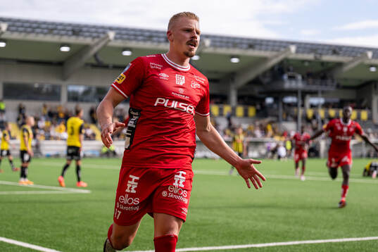 Elfsborgs Per Frick jublar