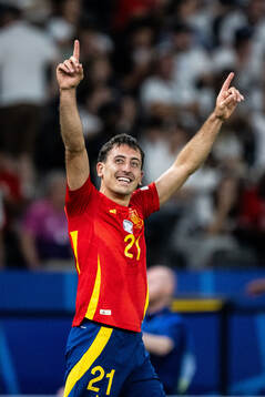Mikel Oyarzabal of Spain celebrates