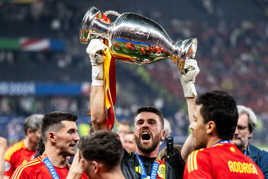 Goalkeeper Unai Simon Mendibil of Spain celebrates with the