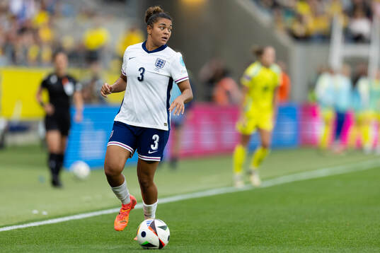 Jessica Carter of England