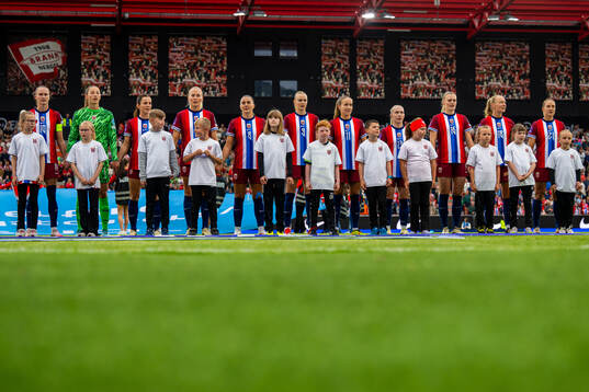  Caroline Graham Hansen, goalkeeper Cecilie Fiskerstrand, Tuva Hansen, Guro Bergsvand, Vilde Bøe Risa, Karina Sævik, Guro Reiten, Thea Bjelde, Mathilde Harviken, Frida Maanum and Lisa Naalsund.