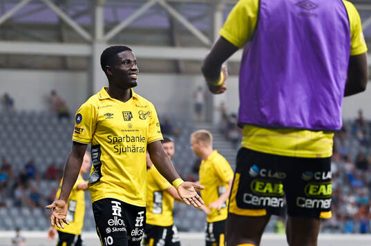 Michael Baidoo of Elfsborg celebrates