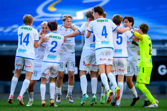  Lillehammers spelare jublar efter B18 finalen mellan Jusball FC och NFK Lillehammer