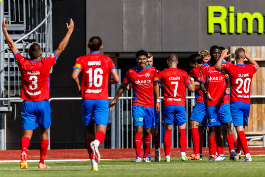 Helsingborgs Benjamin Örn jublar efter 0-2