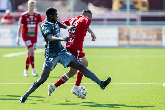 Brages Adil Titi och Skövde AIKs Sargon Abraham