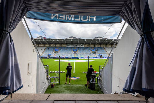 nteriör bild av Platinum Cars Arena