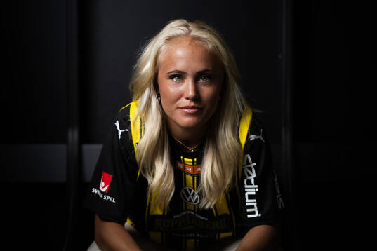 Häckens nyförvärv Alva Selerud poserar för ett porträtt den 22 juli 2024 i Göteborg. 