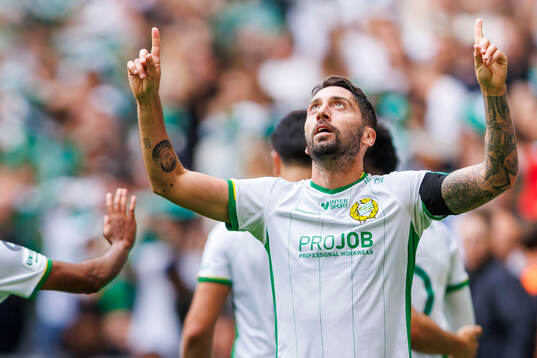 Hammarbys Nahir Besara jublar efter 1-0