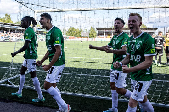 Brages Ieltsin Jeronimo Semedo Camoes jublar