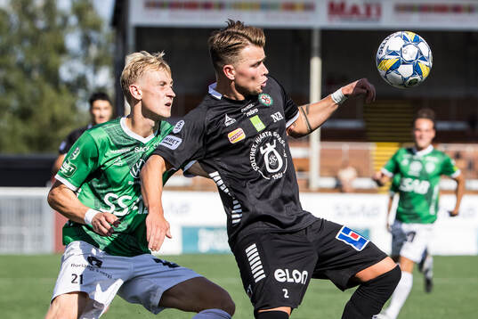 Brages Henry Sletsjøe och Örebros Tobias Björnstad