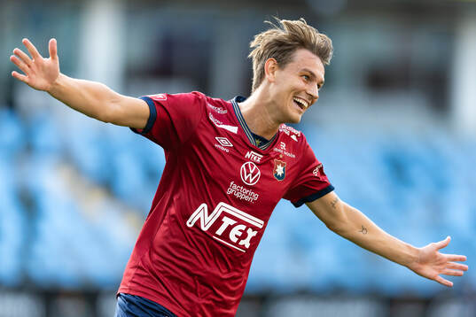 Örgrytes Noah Christoffersson jublar