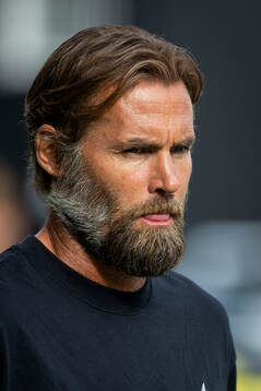 Brommapojkarnas tränare Olof Mellberg innan