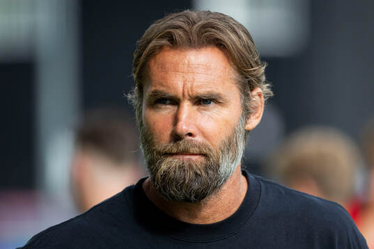 Brommapojkarnas tränare Olof Mellberg innan