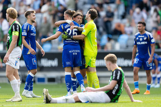 IFK Norrköpings spelare jublar