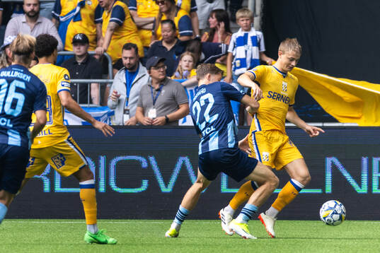 Djurgårdens Patric Åslund och IFK Göteborgs David Kjær