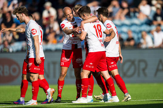 Sander Kartum of Brann celebrates