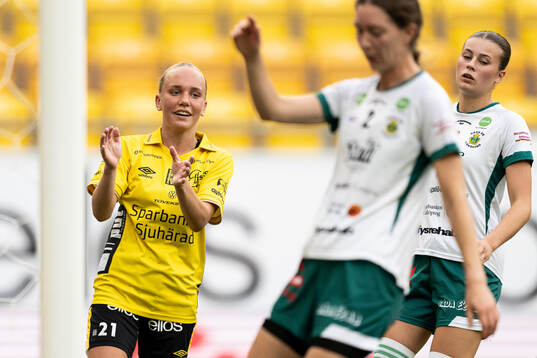 Elfsborgs Tea Skoglund jublar vid 1-0