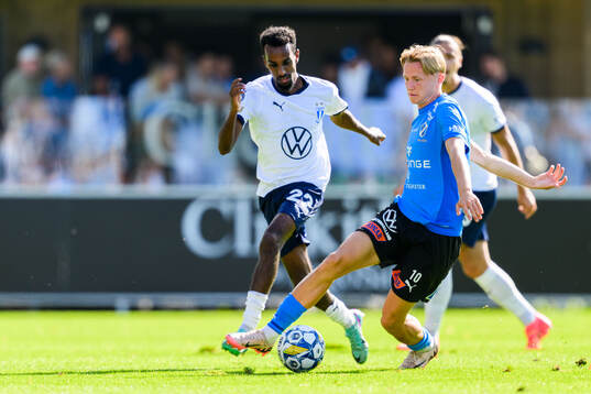 Malmö FFs Taha Ali och Halmstads Albin Ahlstrand