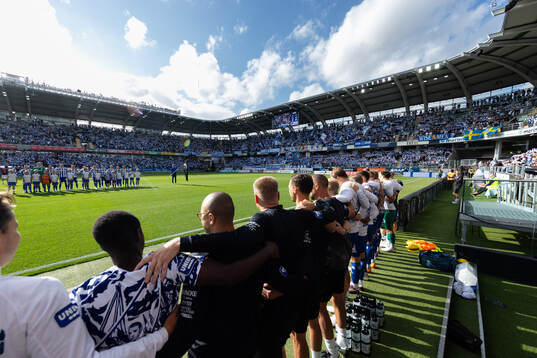 IFK Göteborgs klack innan fotbollsmatchen i Allsvenskan mellan IFK Göteborg och Värnamo den 10 augusti 2024 i Göteborg. 