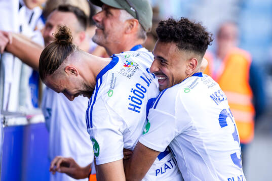 IFK Norrköpings Kevin Höög Jansson och Moutaz Neffati jublar