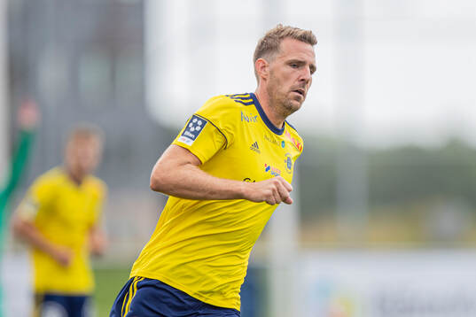 Bla gjennom flere bilder av Fotboll, Divison 1 Södra, Ängelholm - BK Olympic