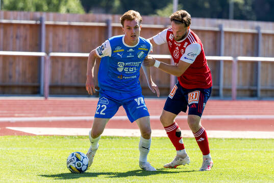 IK Oddevolds Julius Johansson och Sandvikens IFs Kasper