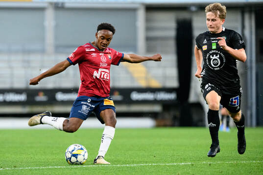 Örgrytes Aydarus Abukar och Örebros Victor Backman