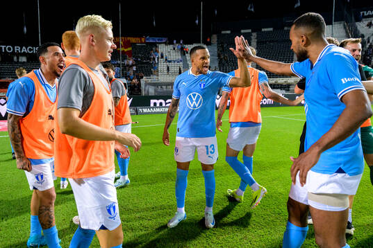 Martin Olsson of Malmö FF celebrates