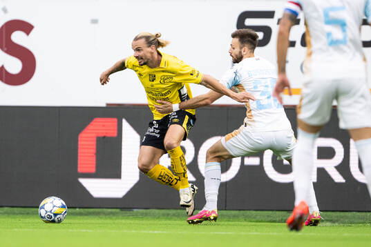 Niklas Hult of Elfsborg and Bruno Bogojevic of Rijeka