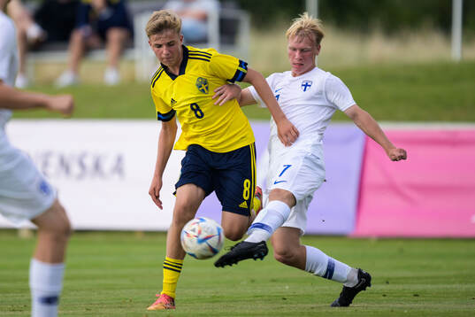 Sveriges Oliver Månsson och Finlands Robert Kaasik