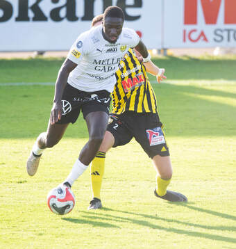 Mjällbys Abdullah Iqbal i matchen i Svenska Cupen mellan