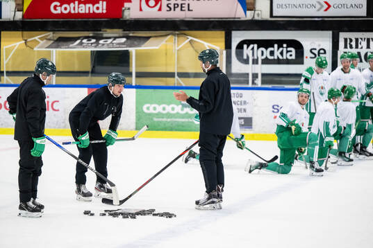 Assisterande tränare Pelle Prestberg, assisterande