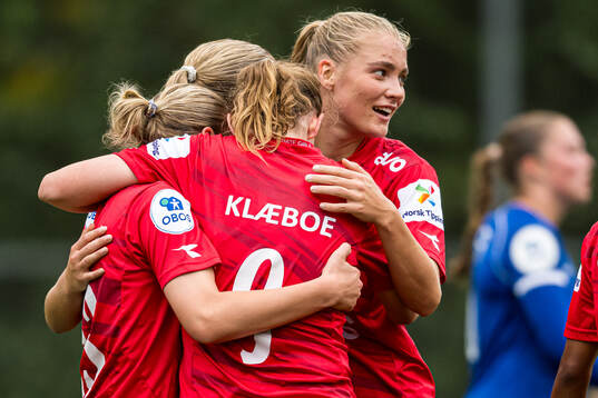 Julie Elise Hoff Klæboe of Røa celebrates after scoring the 1-0 goal on a penalty kick