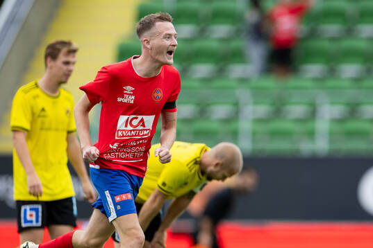 Varbergs Rasmus Cronvall jublar