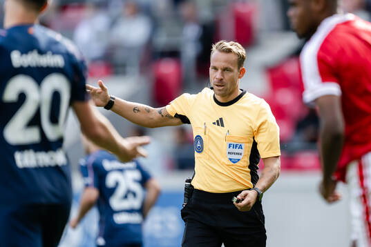 Domare Kristoffer Karlsson