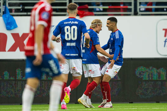 Carl Lange of Vålerenga celebrates after scoring the 2-1 goal