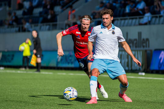 Östers Daniel Ljung och Gefles Iu Ranera Grau
