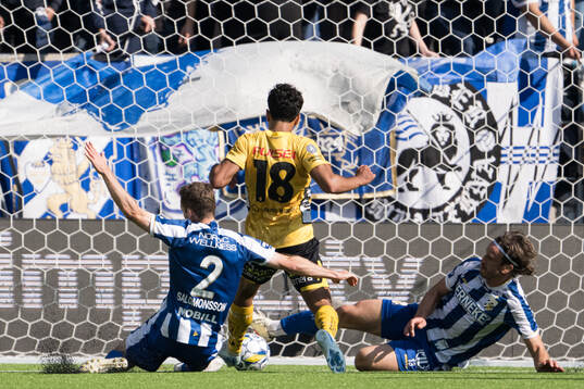 Elfsborgs Ahmed Qasem gör 3-0 bakom IFK Göteborgs Emil