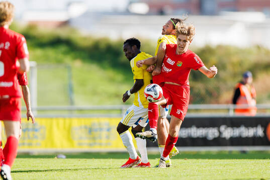 Falkenbergs Wanbe Godwin Aguda och Rasmus Andersson