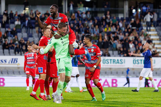 Västerås spelare jublar