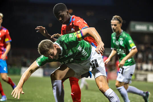 Brages Oskar Ågren och Helsingborgs Chisomnazu Chika Chidi