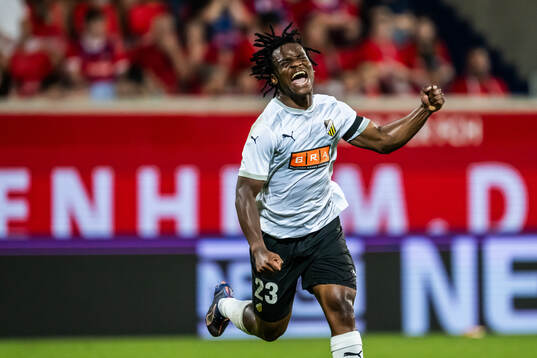 Jeremy Agbonifo of Häcken celebrates the 1-2 goal