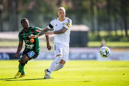 Varbergs Azeez Temitope Yusuf och Utsiktens Jesper Brandt