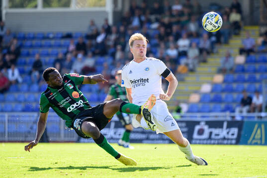 Varbergs Azeez Temitope Yusuf och Utsiktens Sebastian
