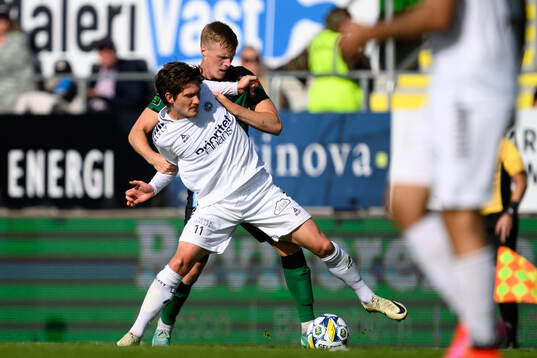 Utsiktens Robin Book och Varbergs Emil Hellman