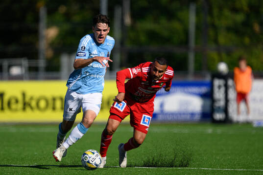 Gefles Samuel Adrian och Skövde AIKs Elmar Abraham