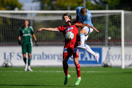 Skövde AIKs Hugo Engström och Gefles Gustav Friberg