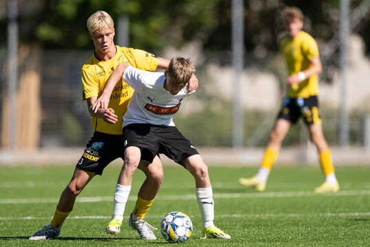 Elfsborgs Wilmer Carl Johansson och BK Häckens Benjamin Samuelsson